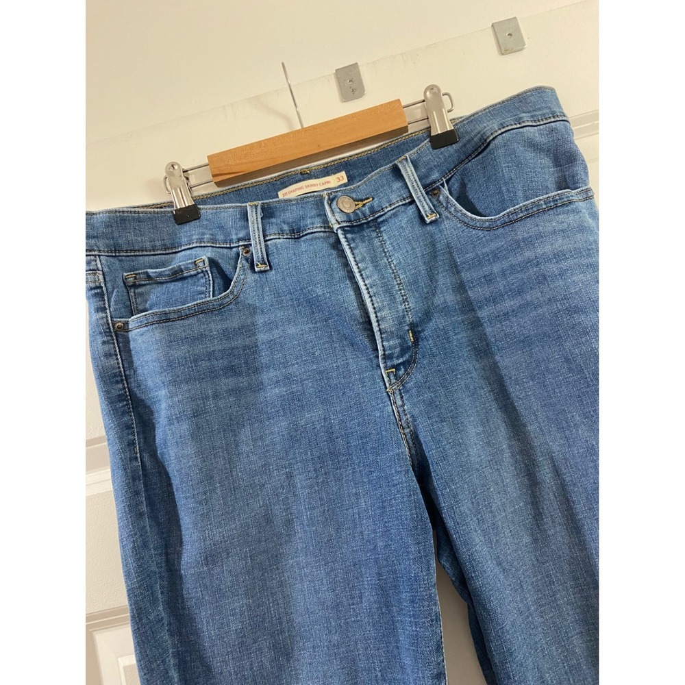 Levis 311 Shaping Slim Capri Jeans Blue Wash Denim Womens 33 Mid Rise Cropped